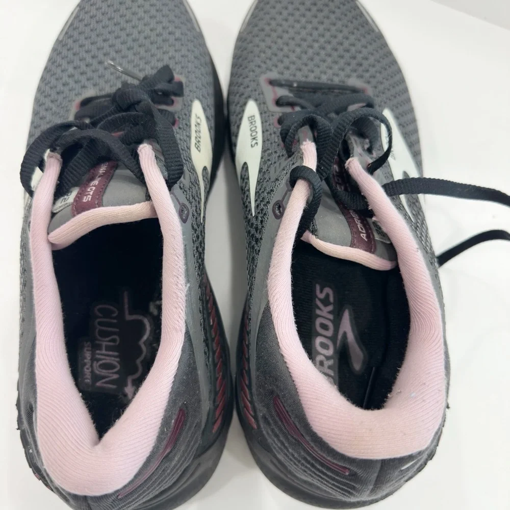 Brooks adrenaline GTS 22 Women’s Shoes - Picture 8 of 10